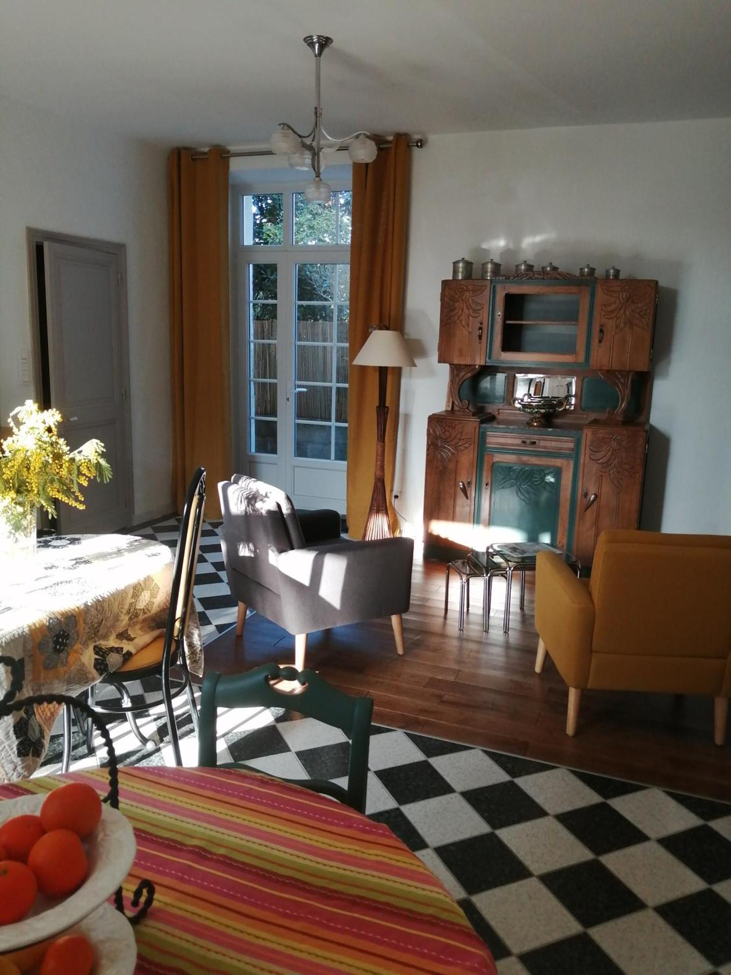 Au Logis De Vechillot Panzió Angoulême Kültér fotó