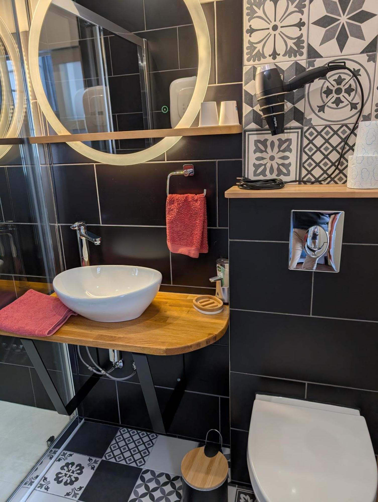 Au Logis De Vechillot Panzió Angoulême Kültér fotó
